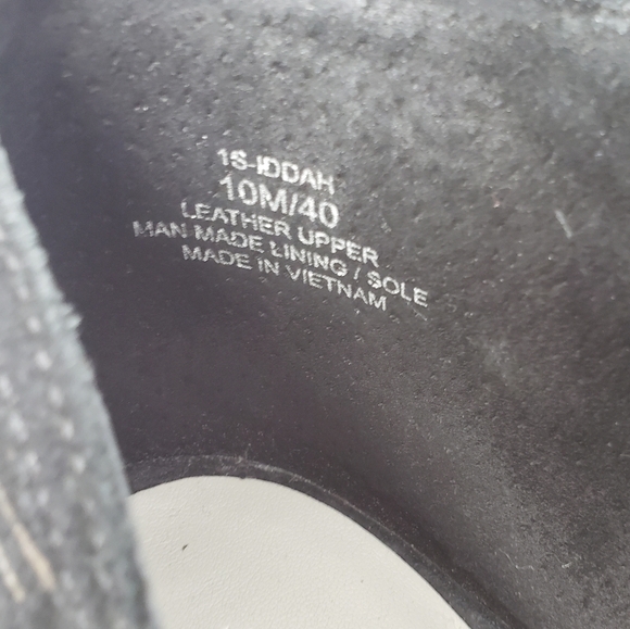 1. State Iddah Black Perforated Cutaway Booties size 10 - Picture 8 of 8